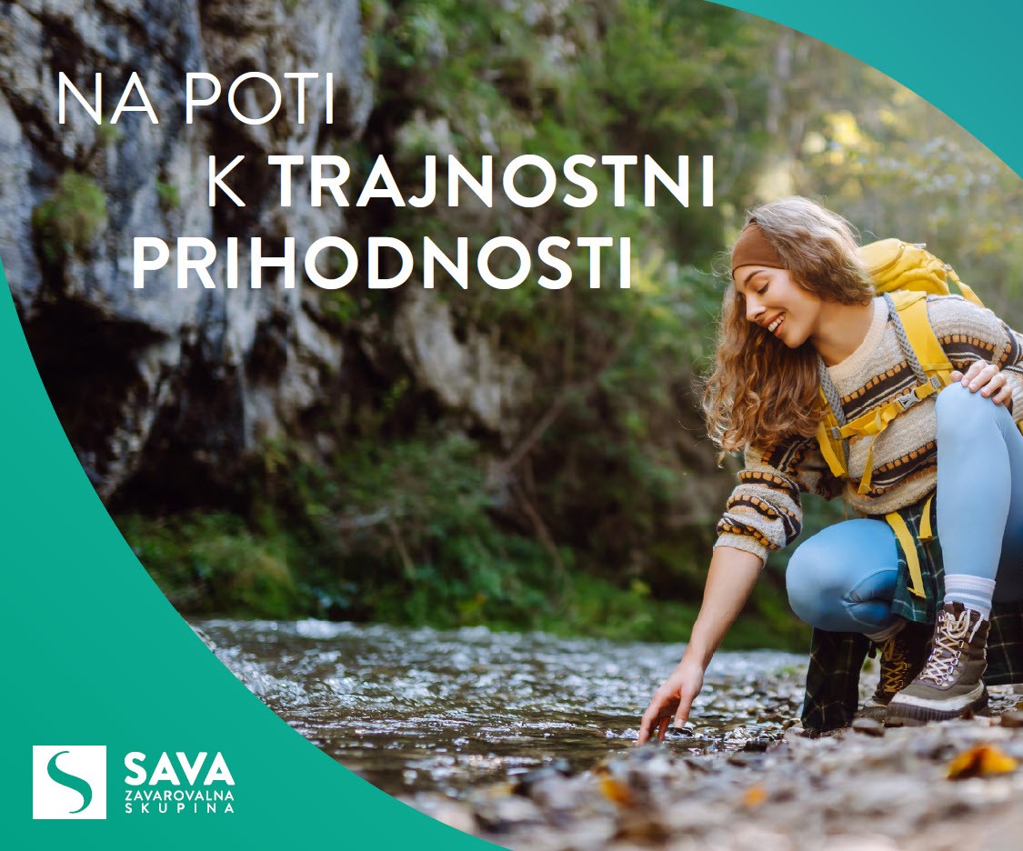 Ženska drži roko k reki, nad njo napis Na poti k trajnostni prihodnosti